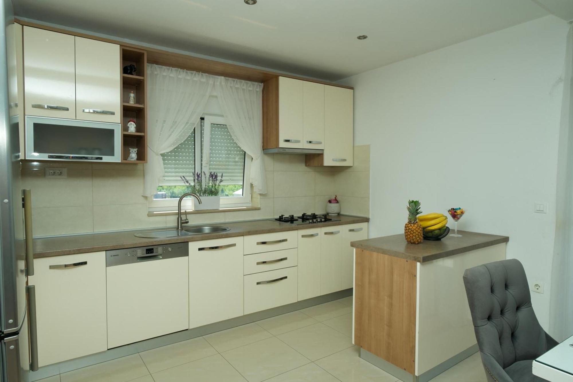 Apartment Lana Bristivica 外观 照片