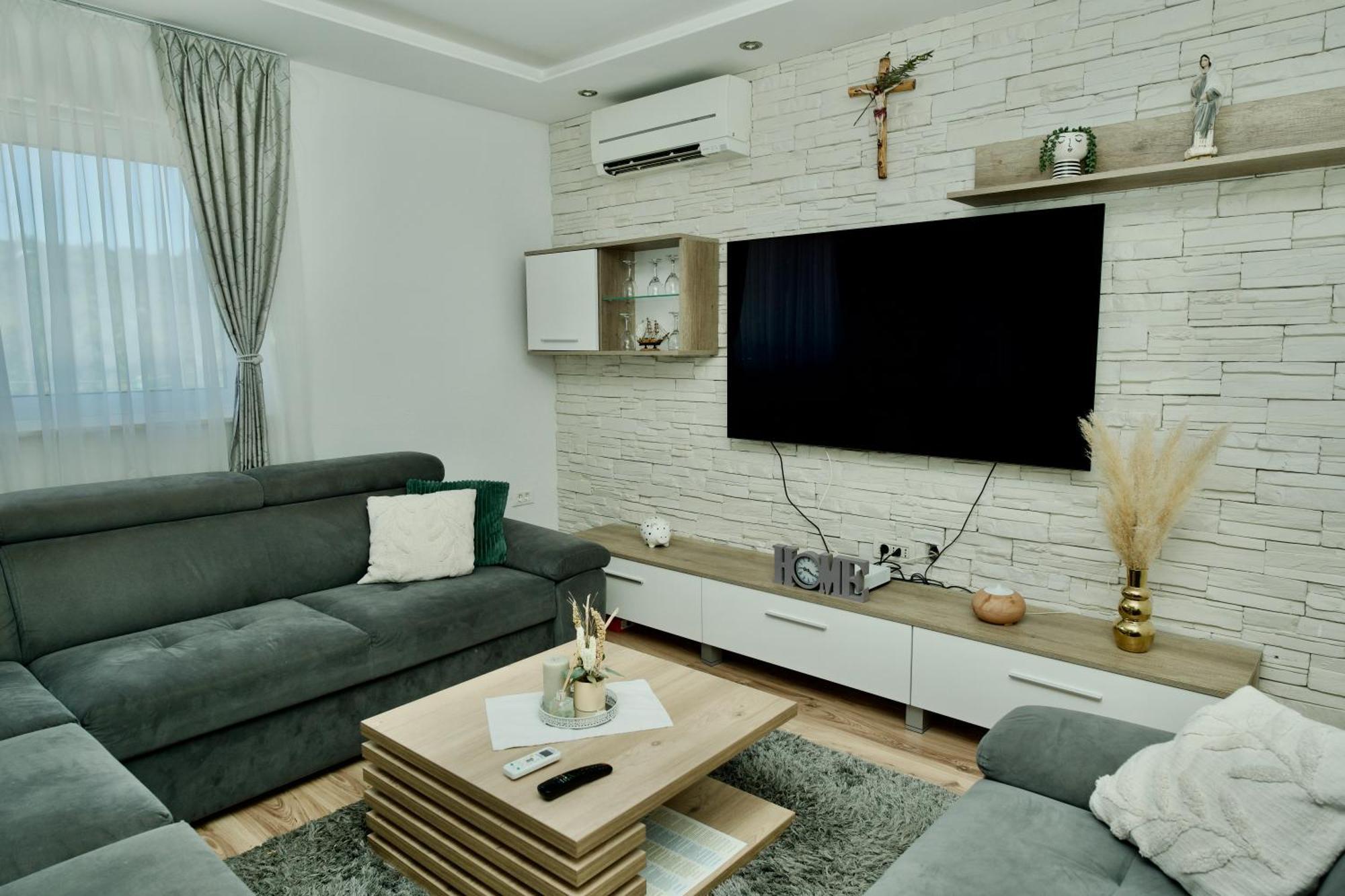 Apartment Lana Bristivica 外观 照片